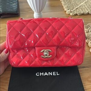 SOLD: Chanel Glossy Quilted Shoulder Bag
